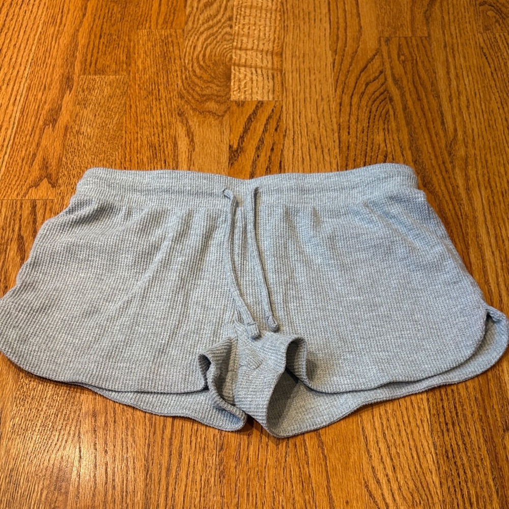 Suzette Collection Girl’s Grey Shorts Size XL (16)